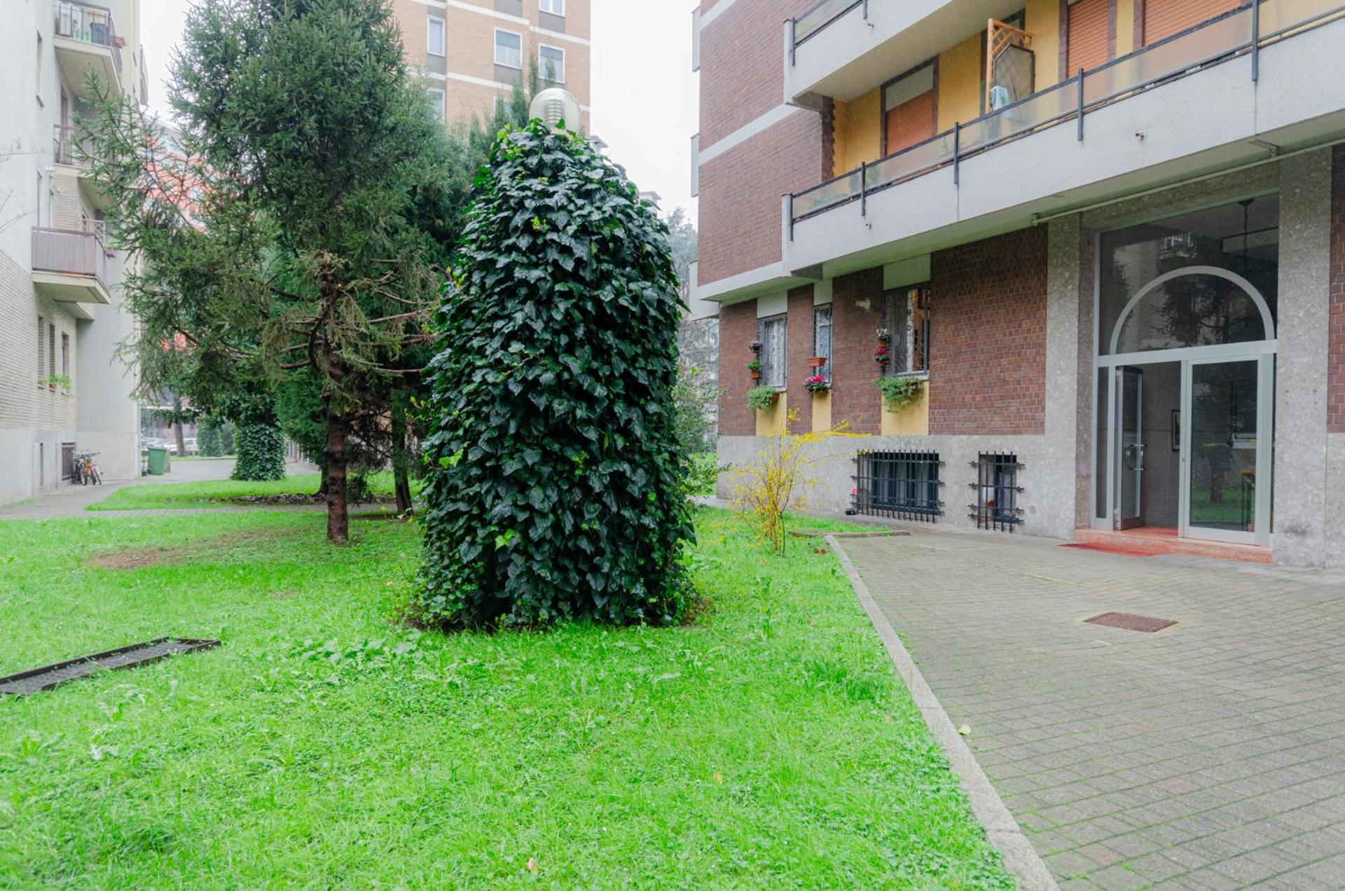 Mini Loft Linate Airport And Blu Metro Apartamento Milão Exterior foto